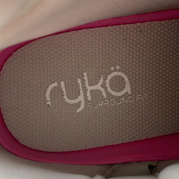 Ryka wedge Slip-On Wool Sneaker Boots size 8.5 - Picture 3 of 11